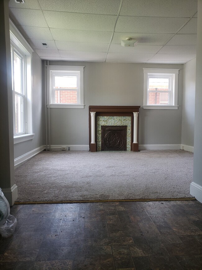 Photo - 1015 W High St Unit B