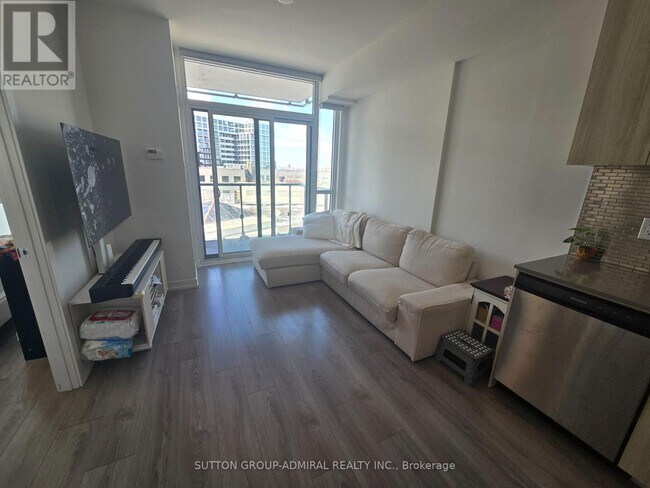 Photo - 10 De Boers Dr Unit 815