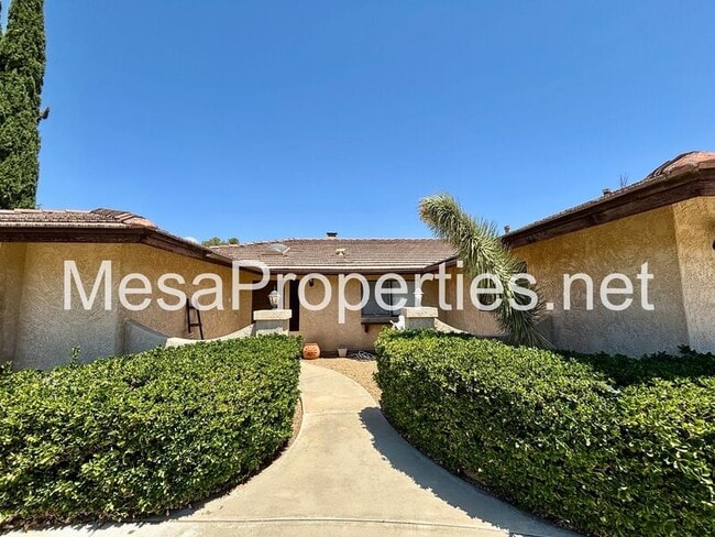 Photo - 18642 Orange St