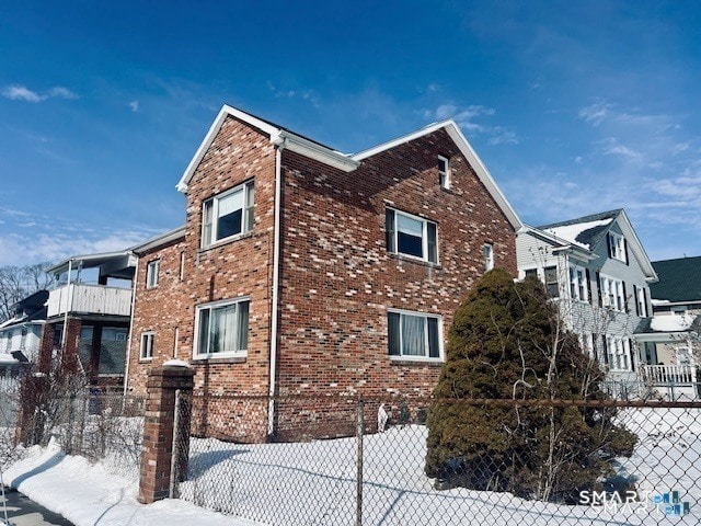 Photo - 1567 Main St