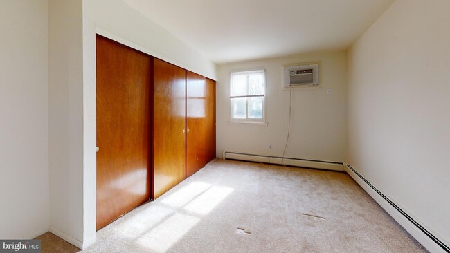 Photo - 910 Fox Chase Rd Unidad 18