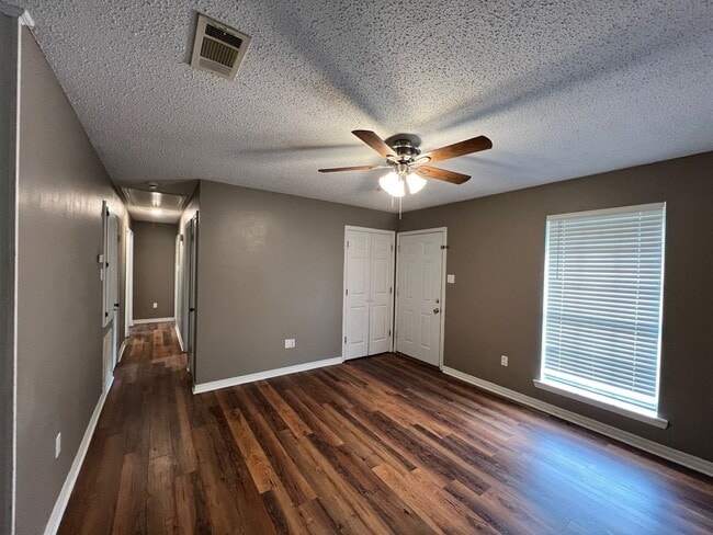 Photo - Pete's Hwy 503