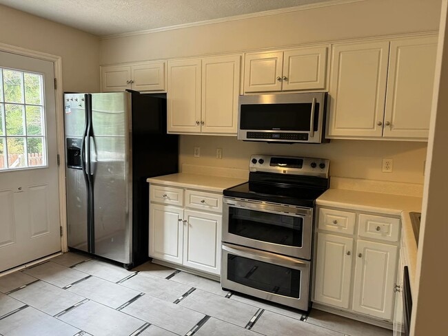 Photo - 1959 Shoreline Dr