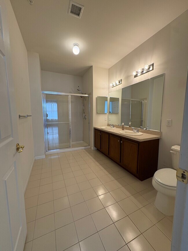 Master bath - 326 Timberlake Dr Unit 326  Timberlake Dr