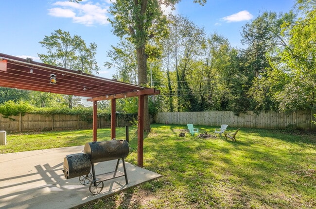 Photo - 4809 W 75th St