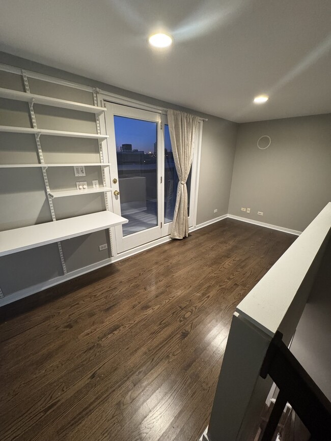 Photo - 860 N Elston Ave Unit 5