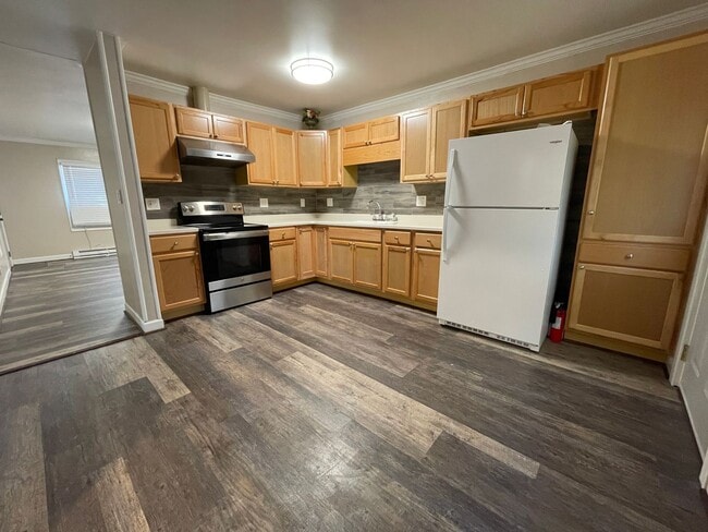 Photo - One story duplex