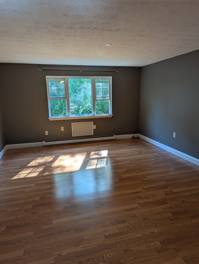 Photo - 65 Horse Pond Rd Condo Unit G