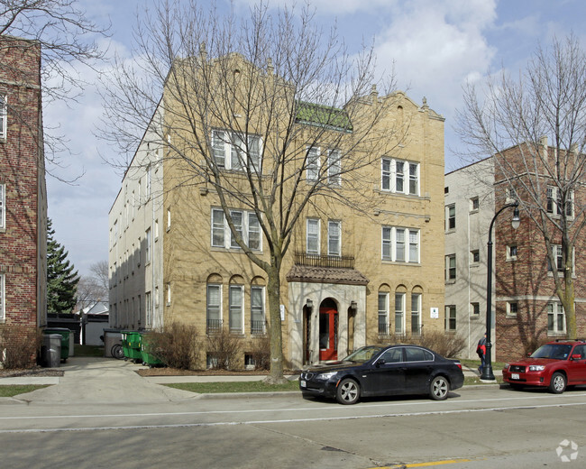 Photo - 3825 N Oakland Ave Apartments