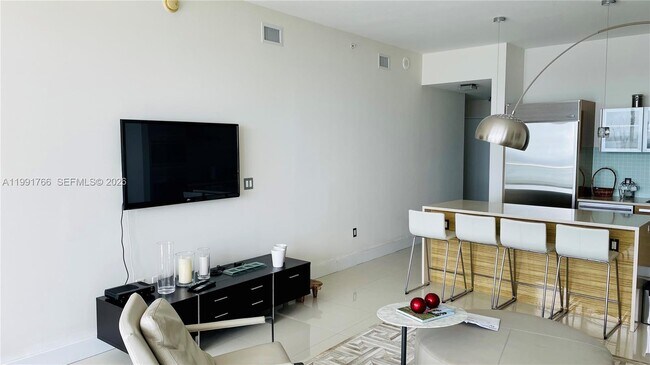 Photo - 2020 N Bayshore Dr Unit 3009