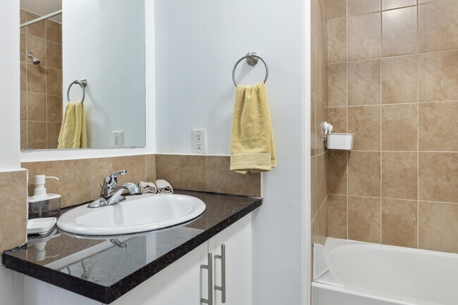 Photo - 467 Slater St. Unit 112