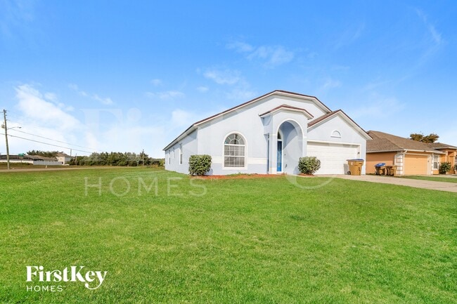 Photo - 984 Alsace Dr