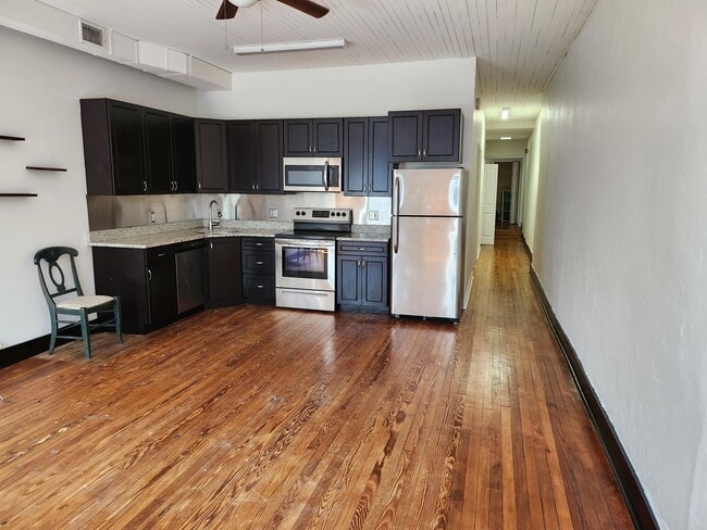 Photo - 319 Market St Unit #3