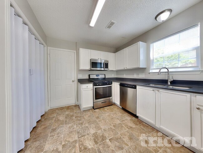 Photo - 619 Overlook Rd