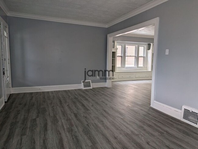 Photo - 10711 Joan Ave