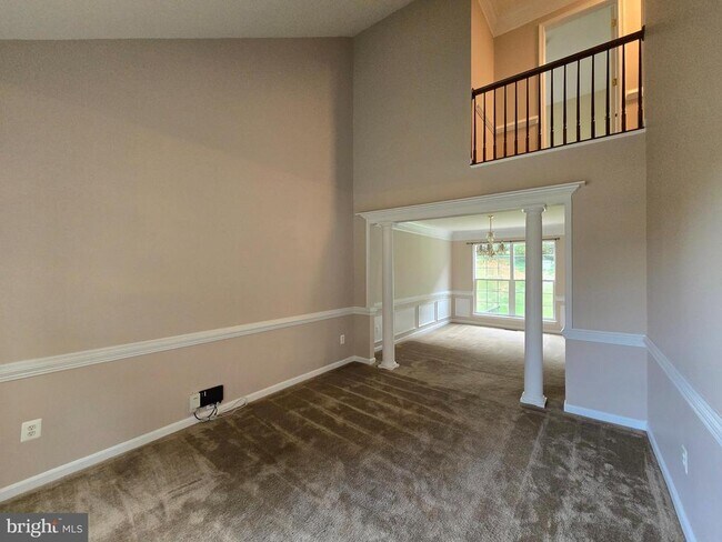 Photo - 832 Fox Den Rd