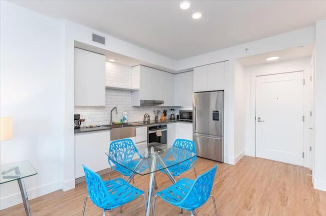 460 NE 5th St Unidad SI ID1343786P