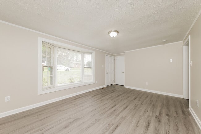 Photo - 1404 Waterloo Dr