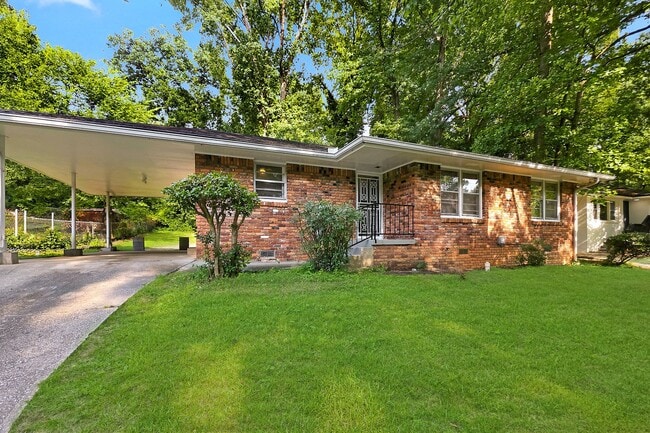 Photo - 2798 Dearwood Dr SW