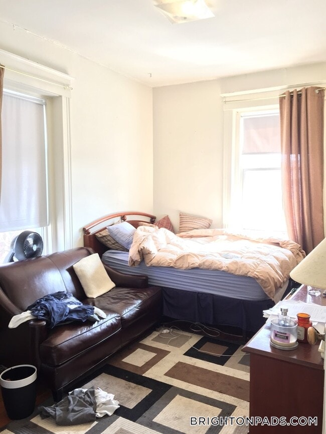 Photo - 130 Englewood Ave Apartment Unit 6