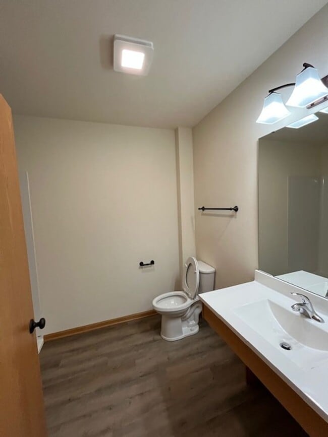Photo - 312 Woodcrest Ln Unit 2