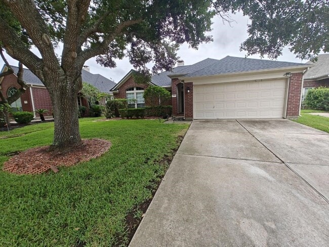 Building Photo - 3814 Paigewood Dr
