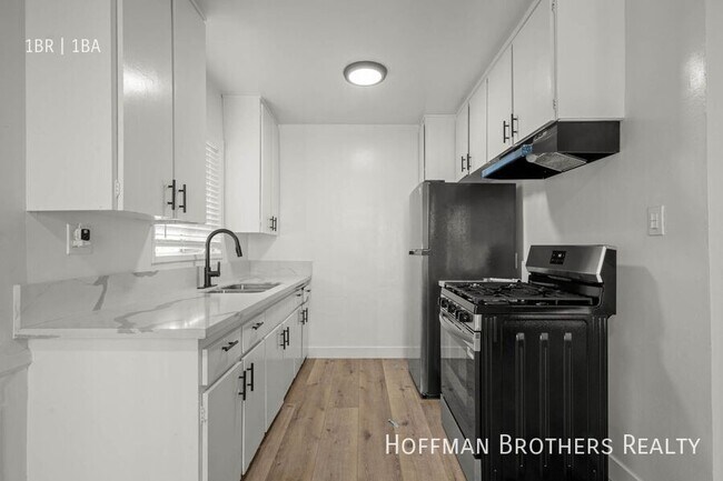Photo - 3878 Potomac Ave Unit 11