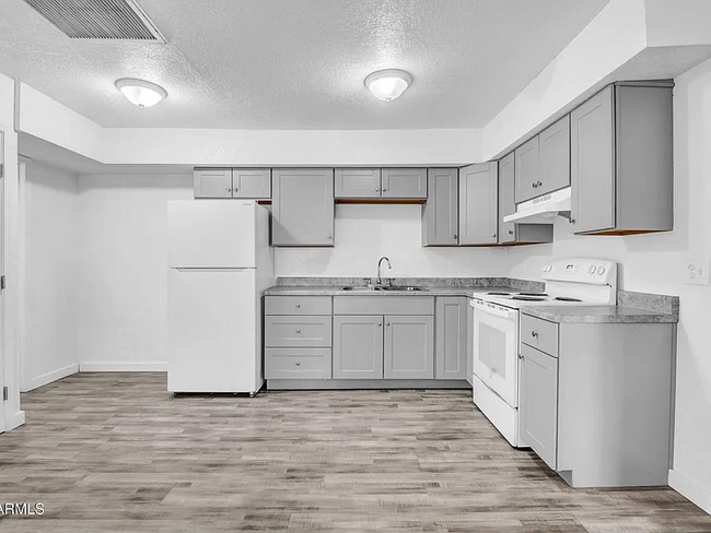 Photo - 1119 W Fillmore St