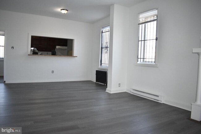 10 S 62nd St