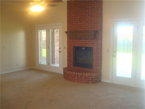 Photo - 3 bed, 2 bath 2 garage in Edmond!