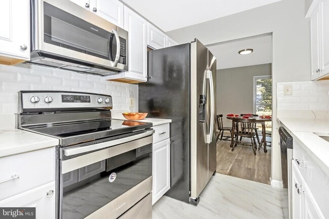 Photo - 7429 Mill Run Dr