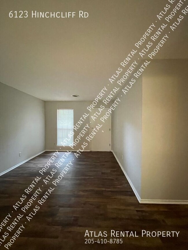 Photo - 6123 Hinchcliff Rd