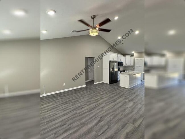 Photo - 16 Edward Dr