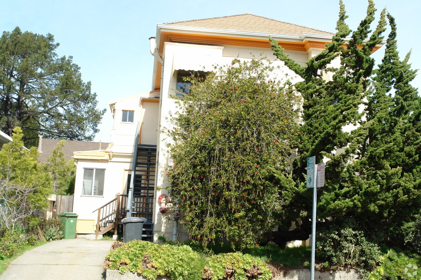 Photo - 1446 Martin Luther King Jr Way