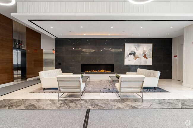 Building Photo - 151 Tremont St Unit 20B Rental