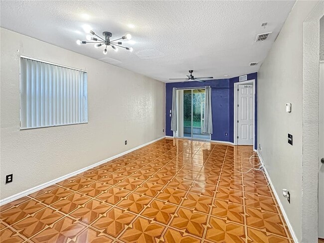 Photo - 11102 Indian Creek Dr