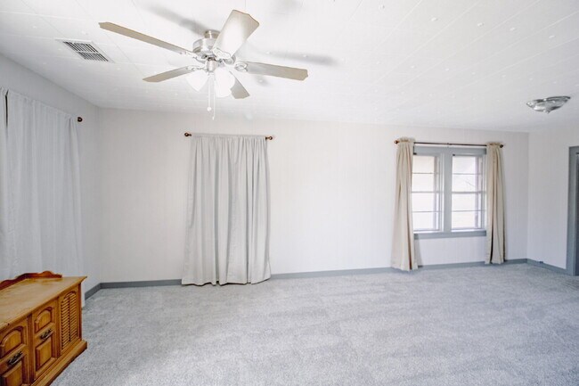 Photo - "Charming 2-Bedroom Retreat with Spacious 1411 sq. ft. Layout on Baylor Street, Lubbock!"