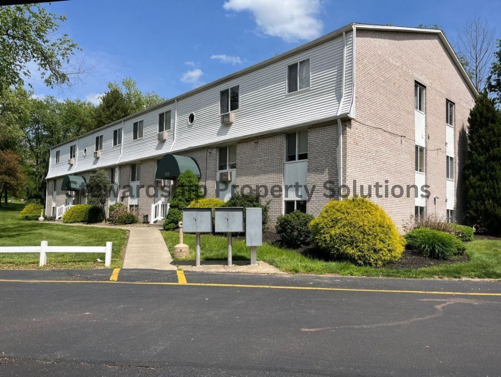 Photo - 7253 Hills & Dales, Massillon