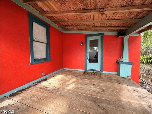 Photo - 1792 Hough St