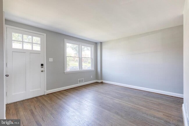 Photo - 633 Lucia Ave