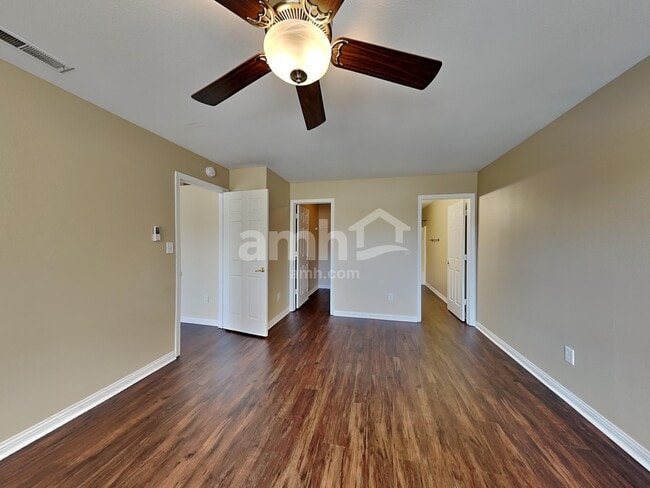 Photo - 937 Heatherwood Dr