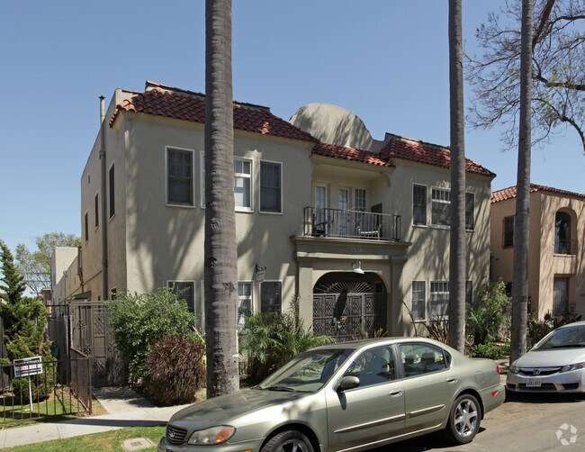 2014 Chestnut Avenue