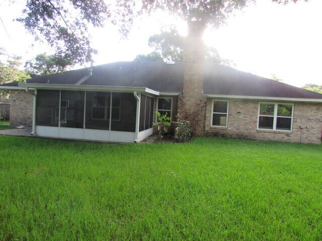 Photo - 900 Broadmoor Blvd