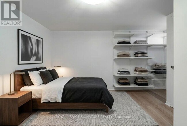 Photo - 641 Ossington Ave