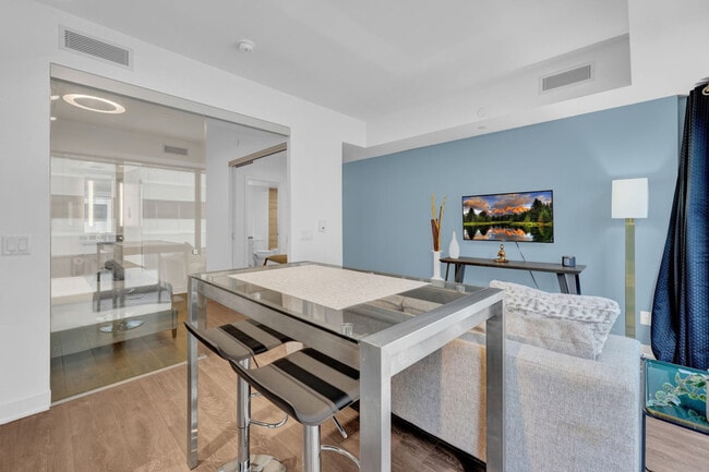 Photo - 164 Cumberland St Unit SI ID1388892P