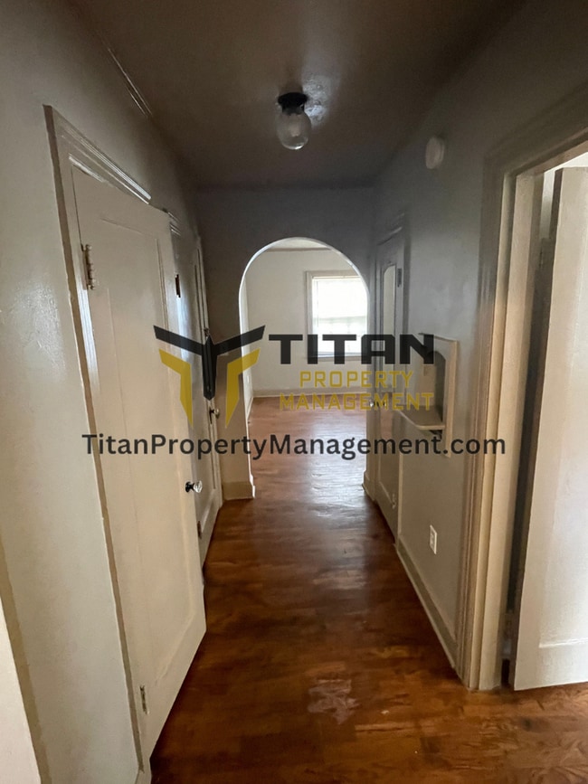 Photo - Charming Downtown Apartment Unidad 408 W Sevier St. Apt 3