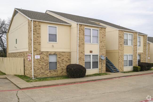 Photo - Willow Wood Apartments