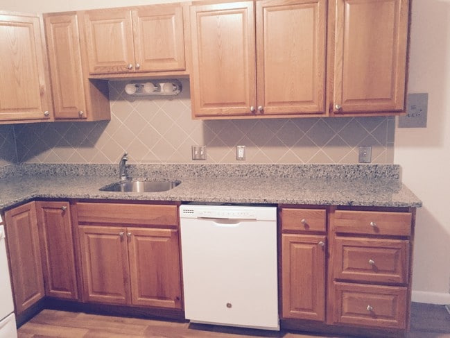 Photo - Wilmark Apartments