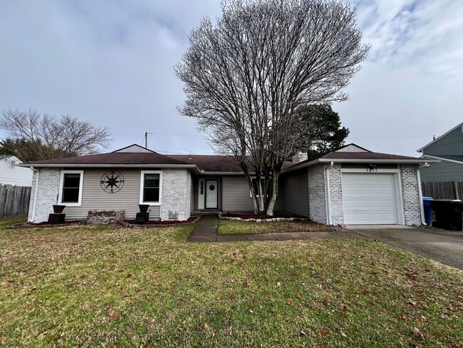 Charming Ranch Home in Witchduck Landing - Charming Ranch Home in Witchduck Landing