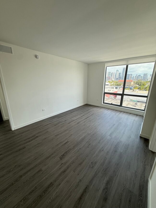 Photo - 1950 NW 1st Pl Unit B121